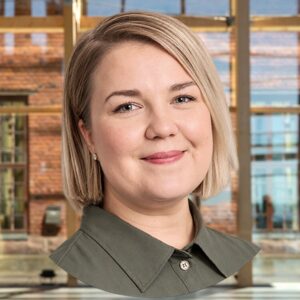 Beada Hepola, Lemkemin valaistus- ja tuotemyynnin asiantuntija